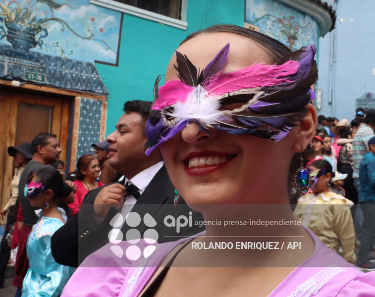 DESFILE FIESTAS DE INOCENTES