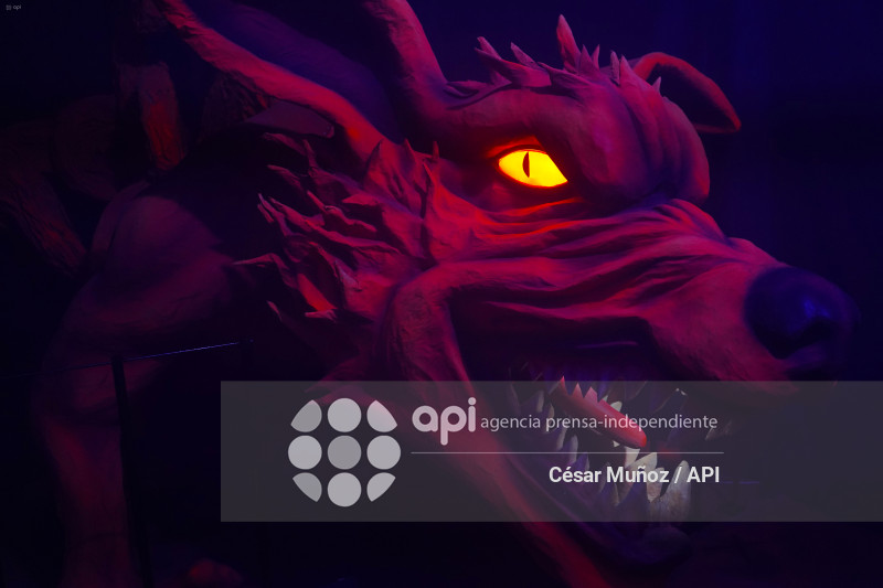 GYE-MONIGOTES GIGANTES