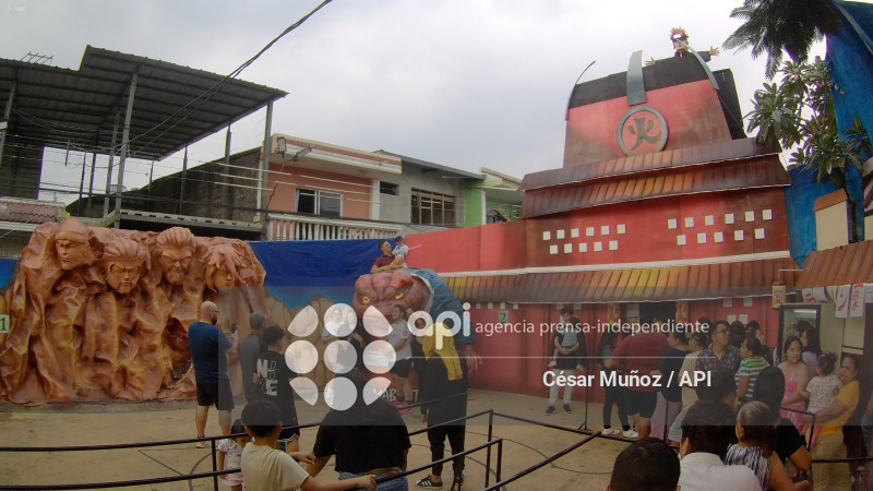 GYE-MONIGOTES GIGANTES