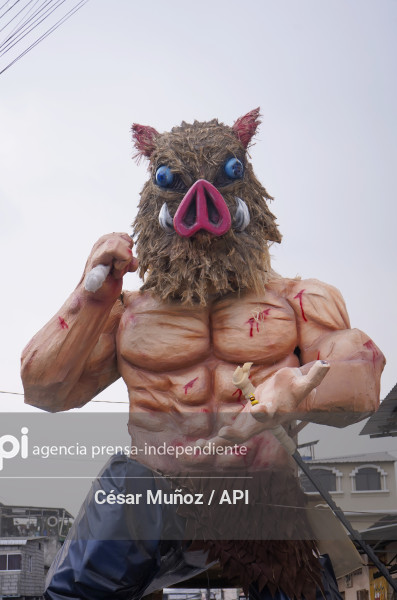 GYE-MONIGOTES GIGANTES