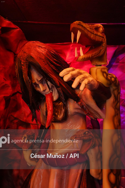 GYE-MONIGOTES GIGANTES