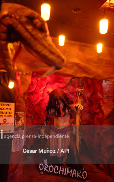 GYE-MONIGOTES GIGANTES