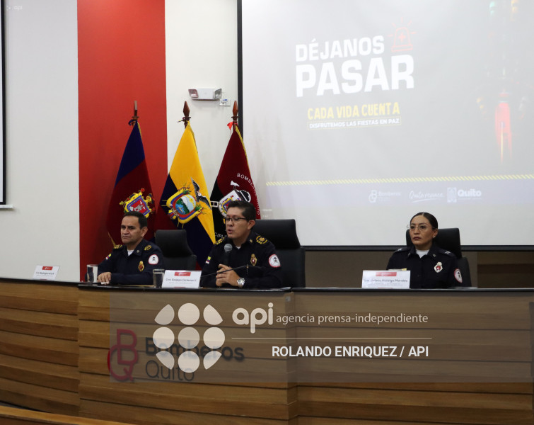 BOMBEROS PLAN DEJANOS PASAR