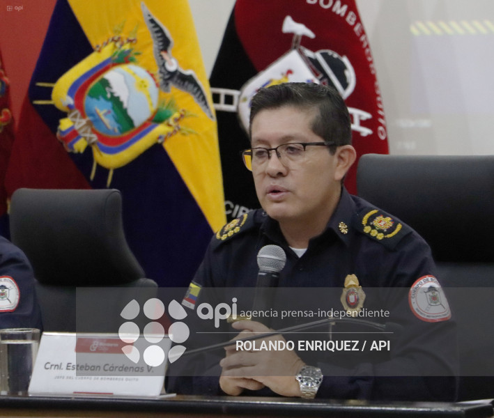 BOMBEROS PLAN DEJANOS PASAR