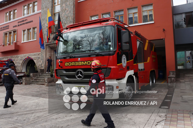 BOMBEROS PLAN DEJANOS PASAR