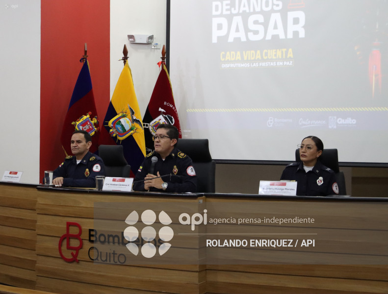 BOMBEROS PLAN DEJANOS PASAR
