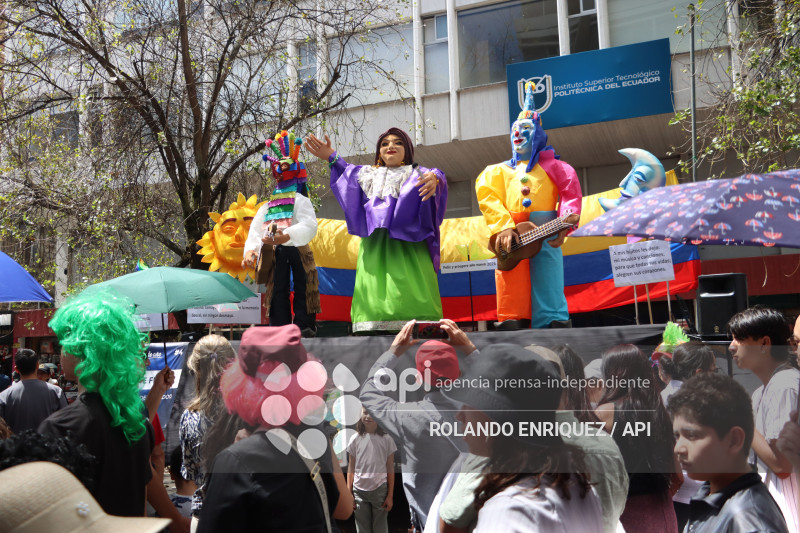 CONCURSO DE MONIGOTES 2025