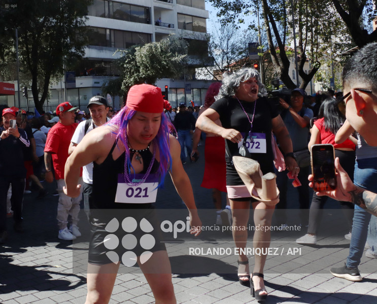 PIMERA CARRERA DE VIUDAS