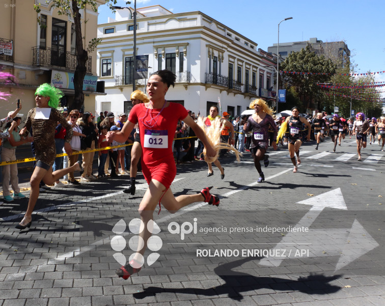 PIMERA CARRERA DE VIUDAS