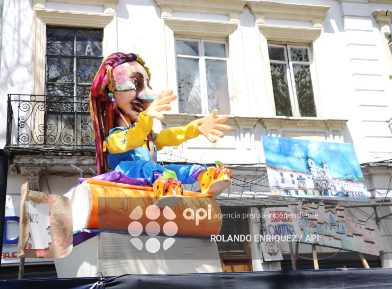 CONCURSO DE MONIGOTES 2025