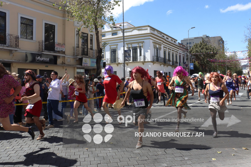 PIMERA CARRERA DE VIUDAS
