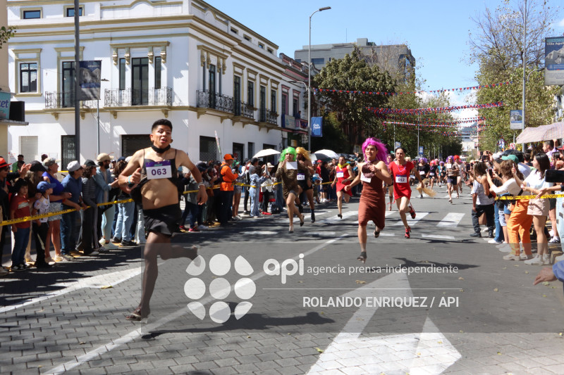 PIMERA CARRERA DE VIUDAS