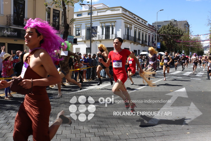 PIMERA CARRERA DE VIUDAS