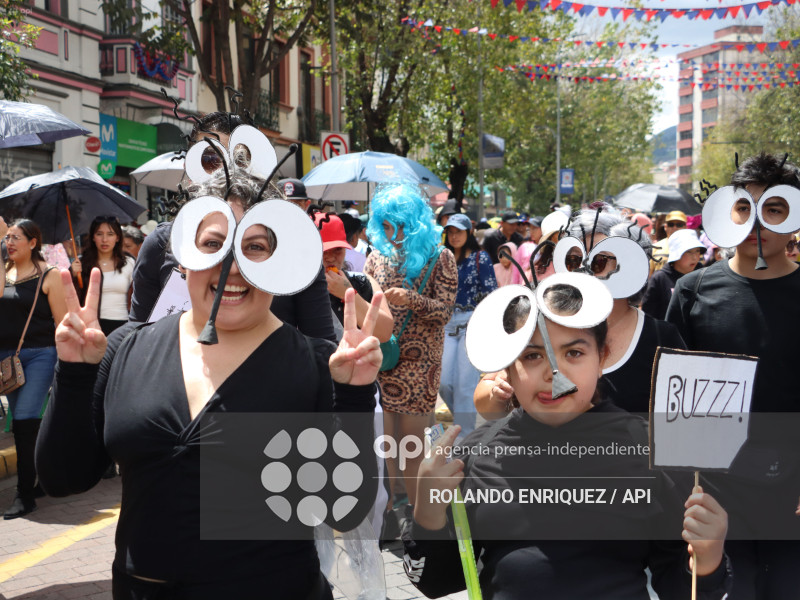 CONCURSO DE MONIGOTES 2025