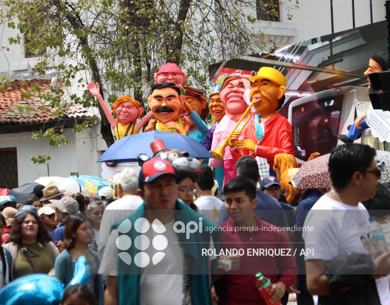 CONCURSO DE MONIGOTES 2025