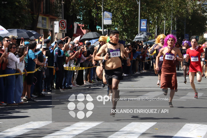 PIMERA CARRERA DE VIUDAS