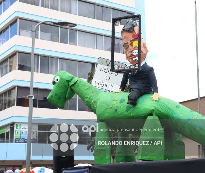 CONCURSO DE MONIGOTES 2025