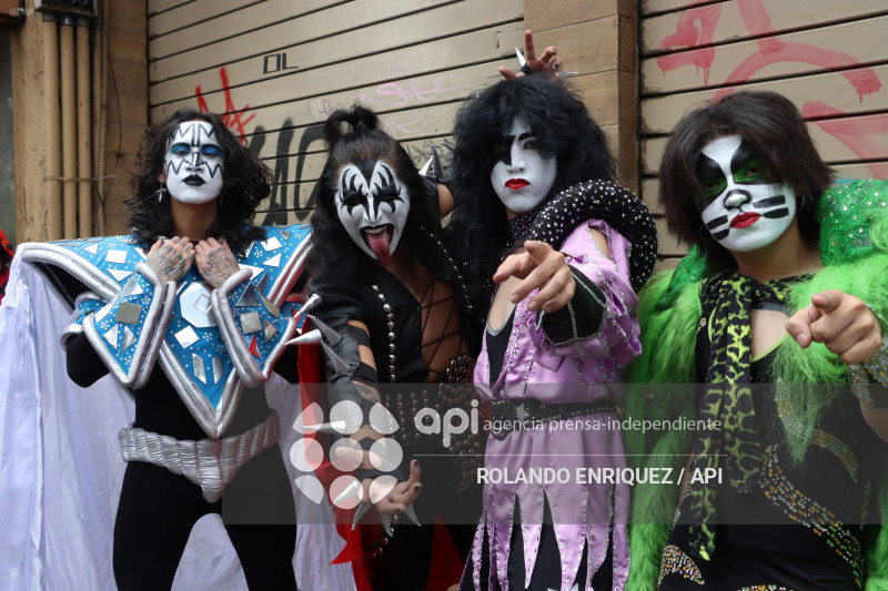 CONCURSO DE MONIGOTES 2025