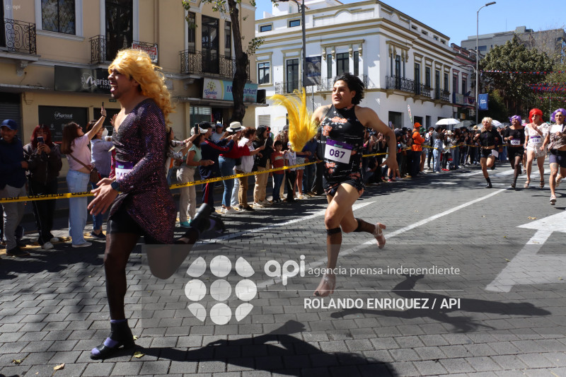 PIMERA CARRERA DE VIUDAS