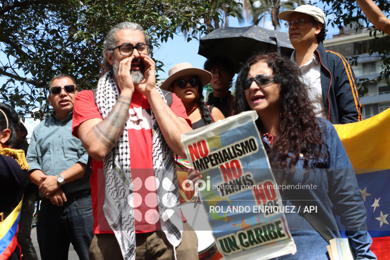 GRUPOS SOCIALES  EN CONTRA DE LA CAPTURA DE MADURO