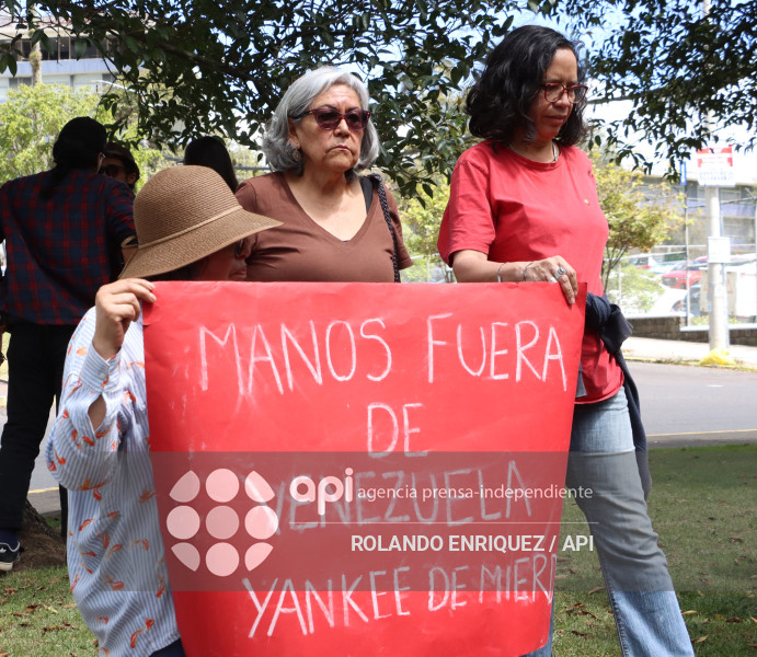 GRUPOS SOCIALES  EN CONTRA DE LA CAPTURA DE MADURO