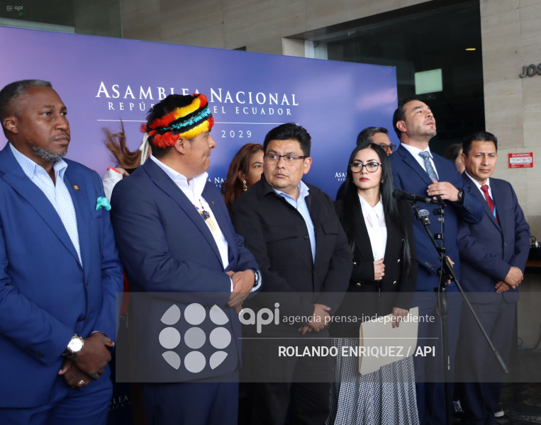 RUEDA DE PRENSA REVOLUCION CIUDADANA