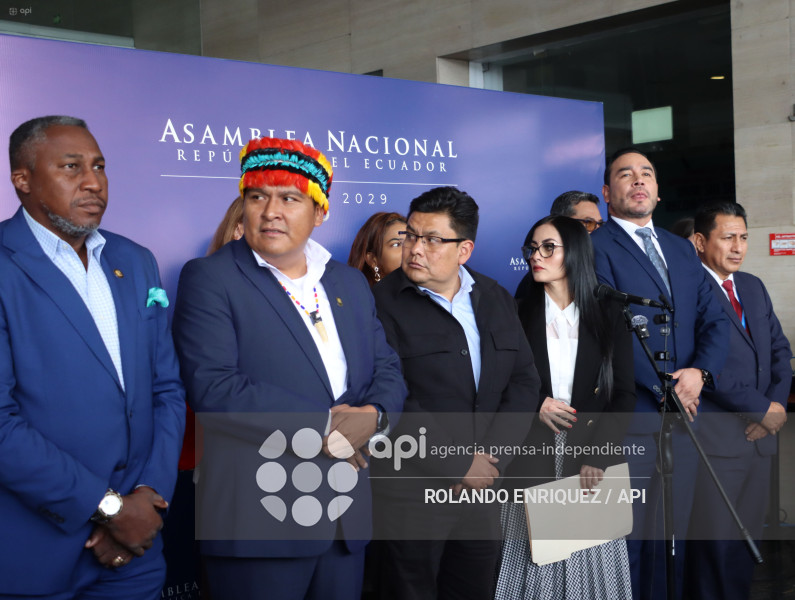 RUEDA DE PRENSA REVOLUCION CIUDADANA