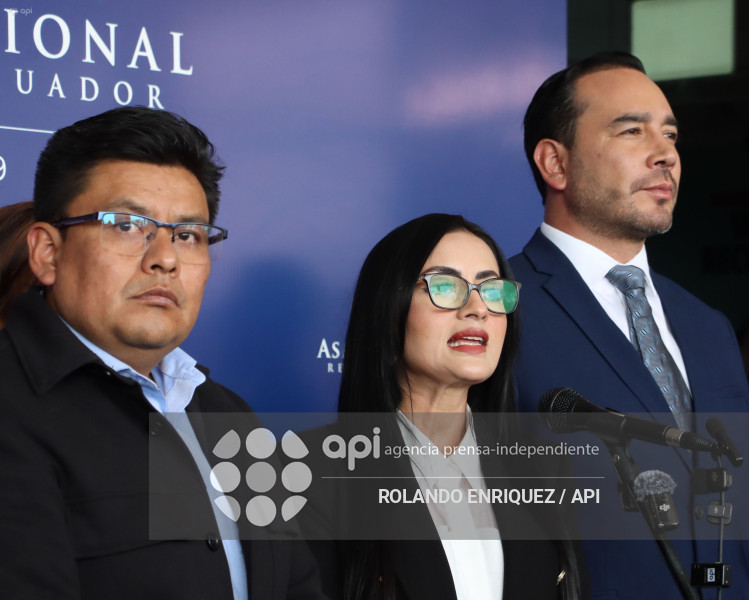 RUEDA DE PRENSA REVOLUCION CIUDADANA