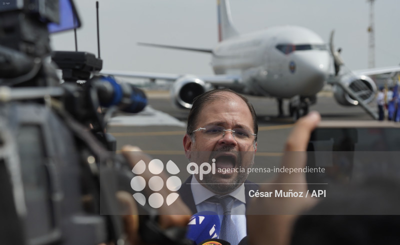 GYE-JOHN REIMBERG-NEGRO WILLY