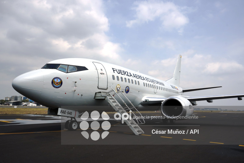 GYE-BOEING 737-500 FAE