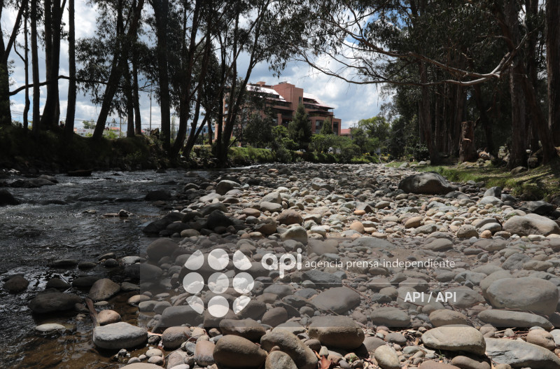 CUE-RIO YANUNCAY-BAJO CAUDAL