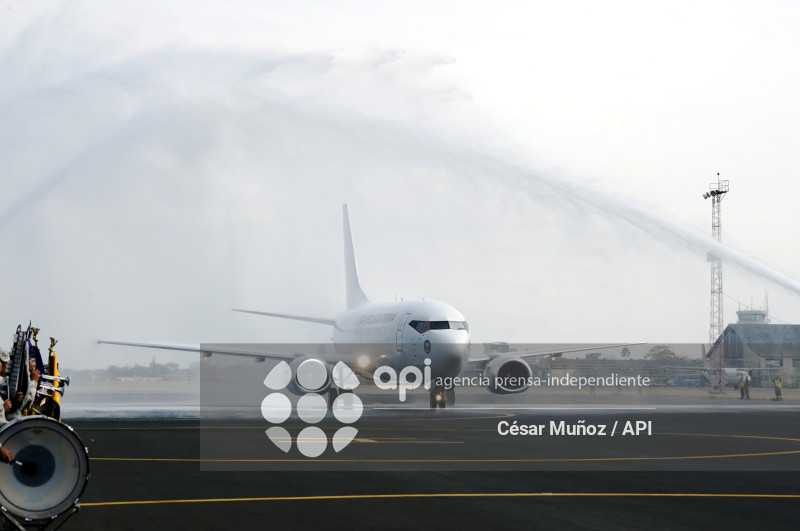 GYE-BOEING 737-500 FAE