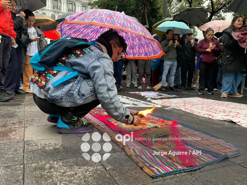 VIGILIA POR SANTIAGO Y ANDRES RESTREPO