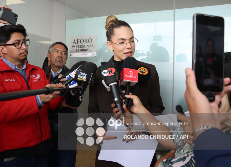 ASAMBLEISTA ROSA TORRES