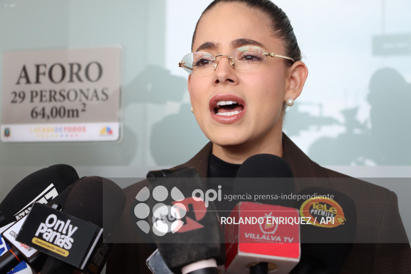 ASAMBLEISTA ROSA TORRES