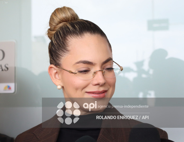 ASAMBLEISTA ROSA TORRES