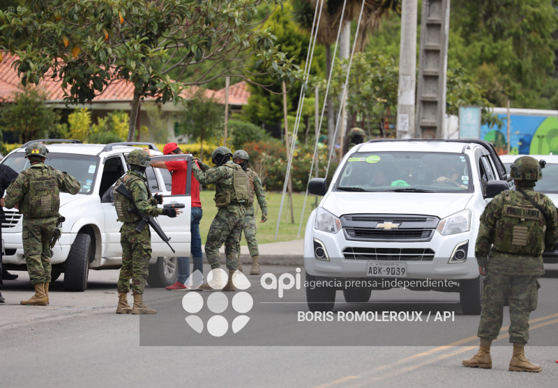 CUENCA-CONTROL MILITAR-ARMAS-DELINCUENCIA