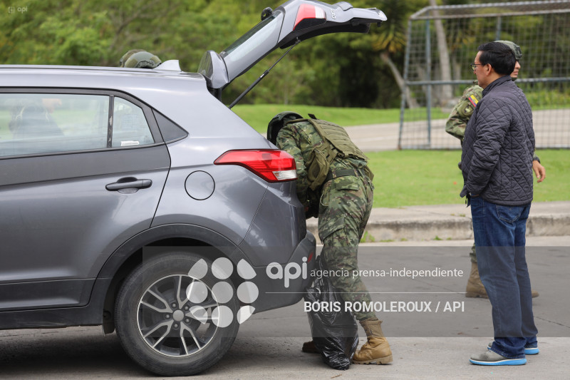 CUENCA-CONTROL MILITAR-ARMAS-DELINCUENCIA