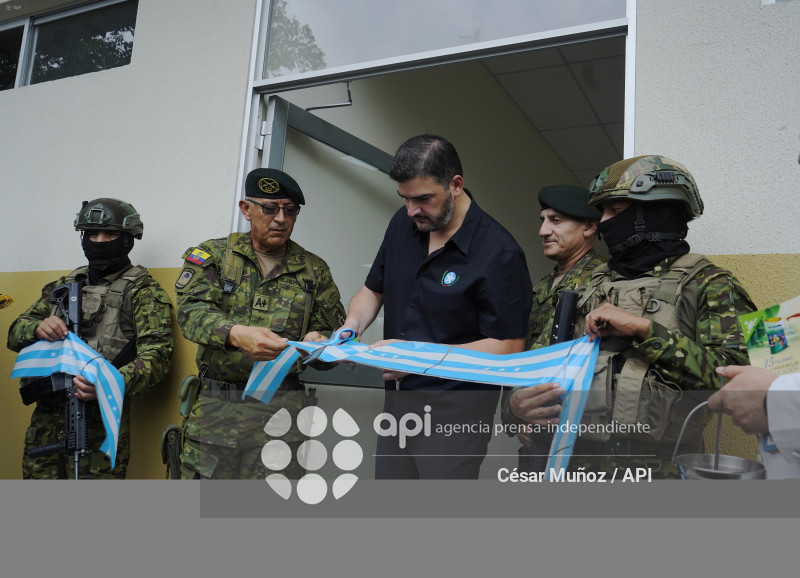 GYE-AQUILES BARRACAS MILITARES