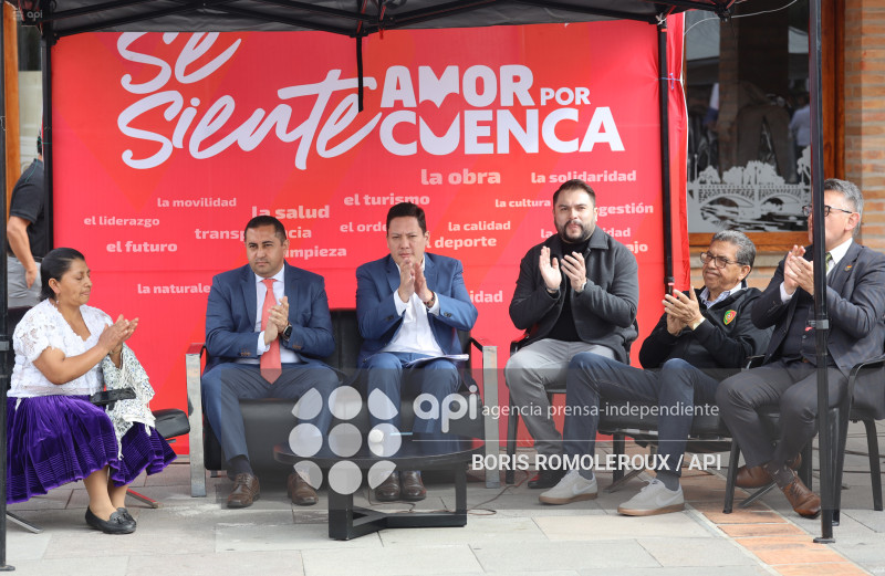 CUENCA-LANZAMIENTO TARJETA MUNICIPAL-SALUD