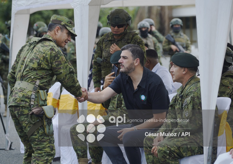 GYE-AQUILES BARRACAS MILITARES