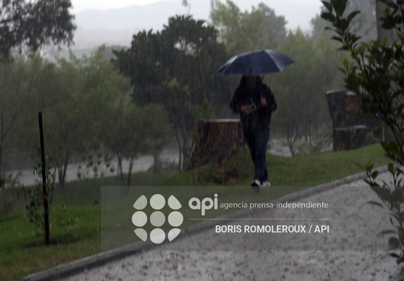 CUENCA-FUERTE LLUVIA