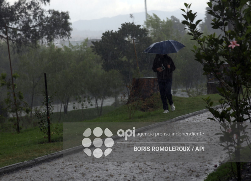 CUENCA-FUERTE LLUVIA