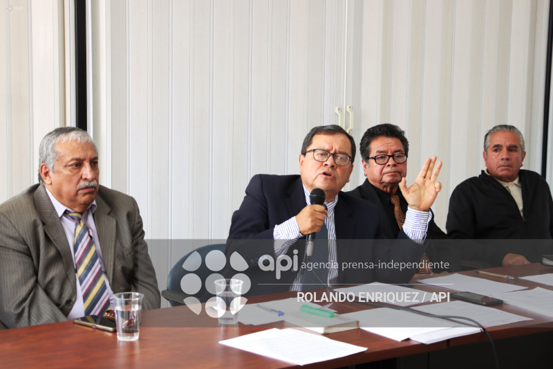 FRANCIS ABAD COMISIÓN  DE BOX DEL ECUADOR
