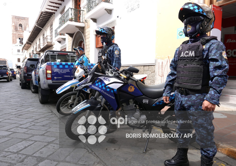 CUENCA-PRESENTACION-NUEVOS UNIFORMES-GUARDIA CIUDADANA