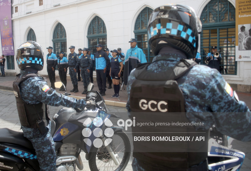 CUENCA-PRESENTACION-NUEVOS UNIFORMES-GUARDIA CIUDADANA