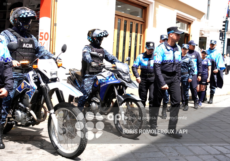 CUENCA-PRESENTACION-NUEVOS UNIFORMES-GUARDIA CIUDADANA