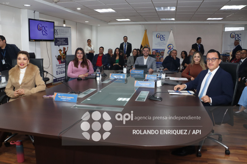 POSESION  COMISION PARA ELECCION FISCAL