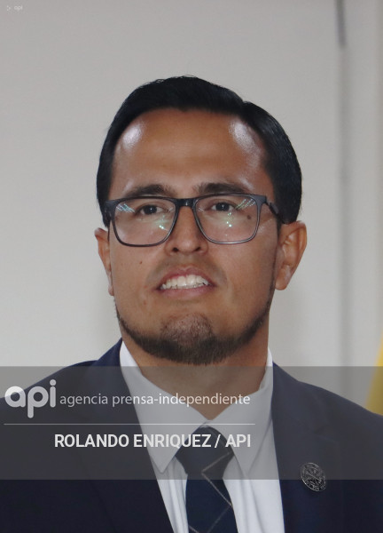 POSESION  COMISION PARA ELECCION FISCAL