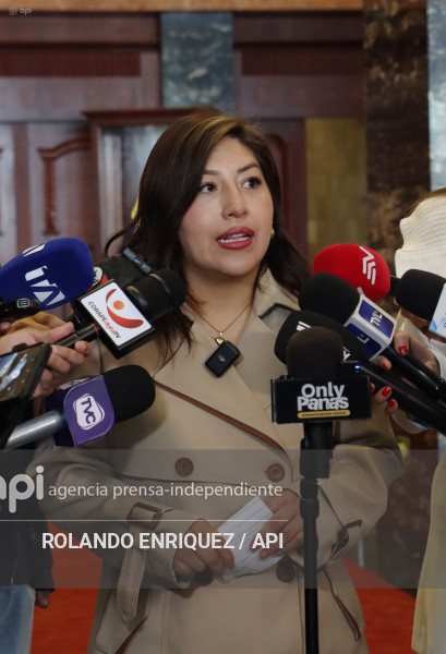 REACCION ASAMBLEISTAS RESOLUCION CAL